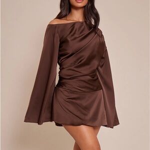 PLT PETITE OFF SHOULDER TAILORED WOVEN
MINI DRESS